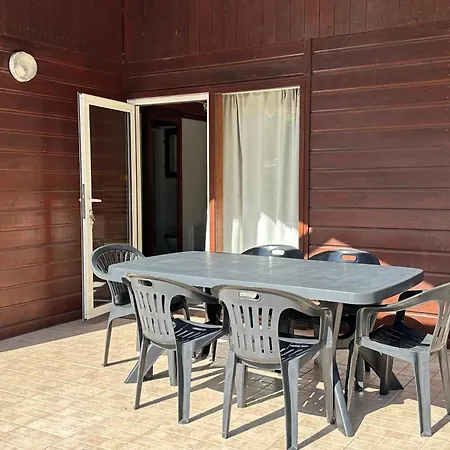 Charming With Swimming Pool And Garden Gujan-Mestras