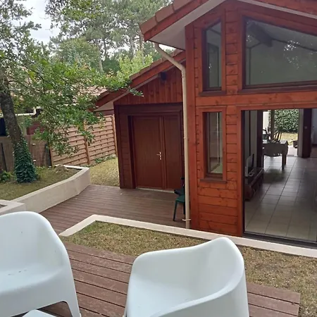 Charming With Swimming Pool And Garden *